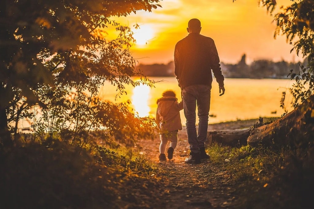Créer une routine familiale qui rassure l'enfant